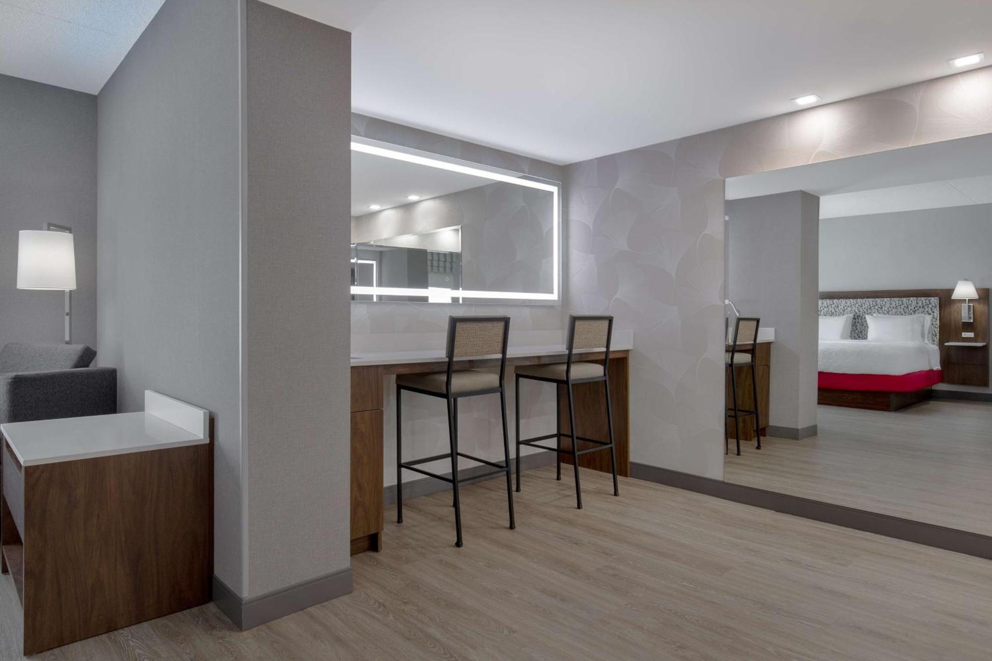 Hampton Inn By Hilton Brampton - Toronto מראה חיצוני תמונה